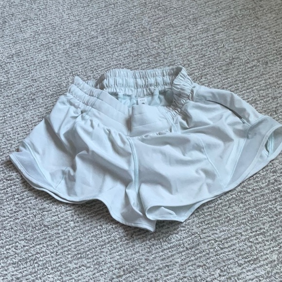 Light Blue Lululemon hotly hot short - Picture 1 of 3